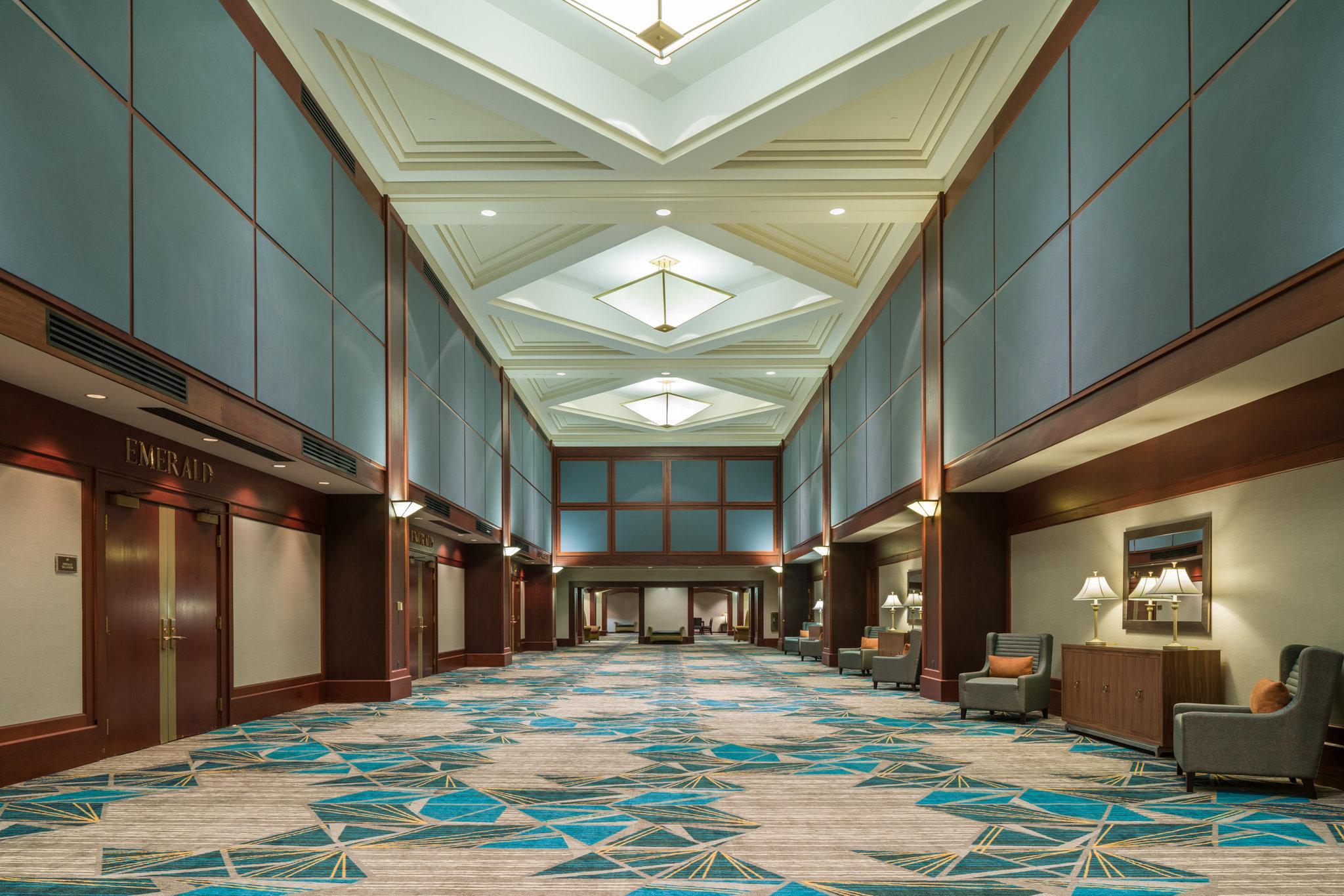 Crowne Plaza Springfield Convention Center By Ihg Hotel Buitenkant foto
