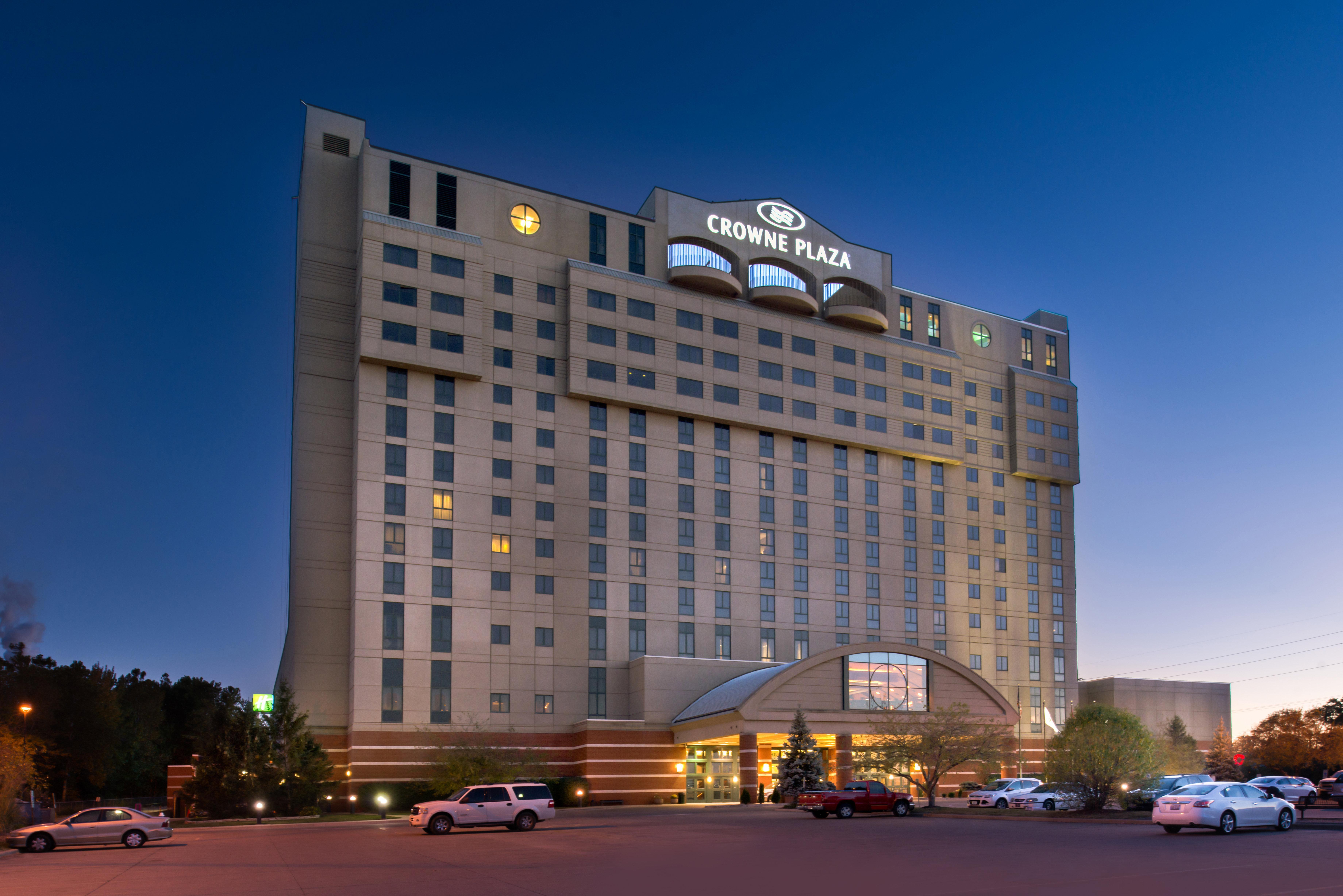 Crowne Plaza Springfield Convention Center By Ihg Hotel Buitenkant foto